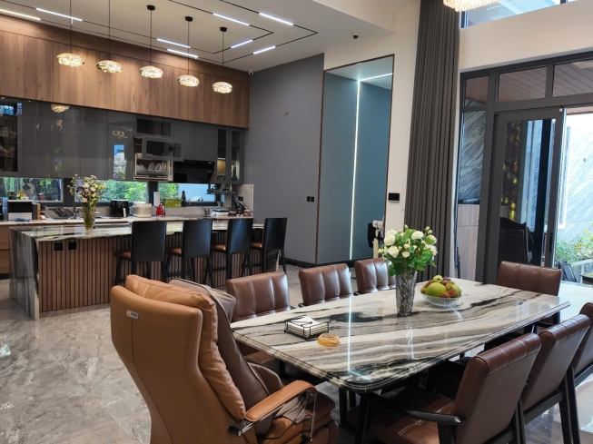 Dự án Anh Thụy - Chị Liên