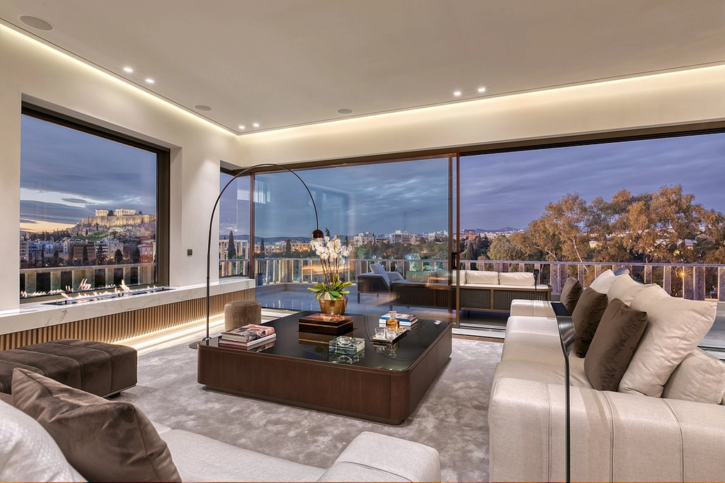 Luxury Hotel
