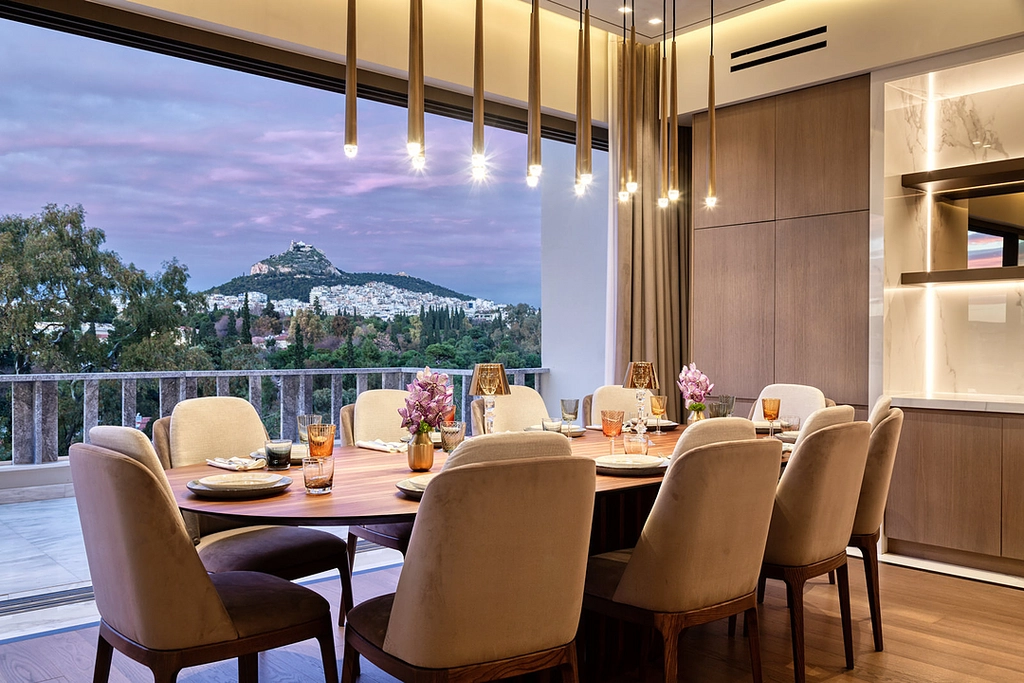 Luxury Hotel