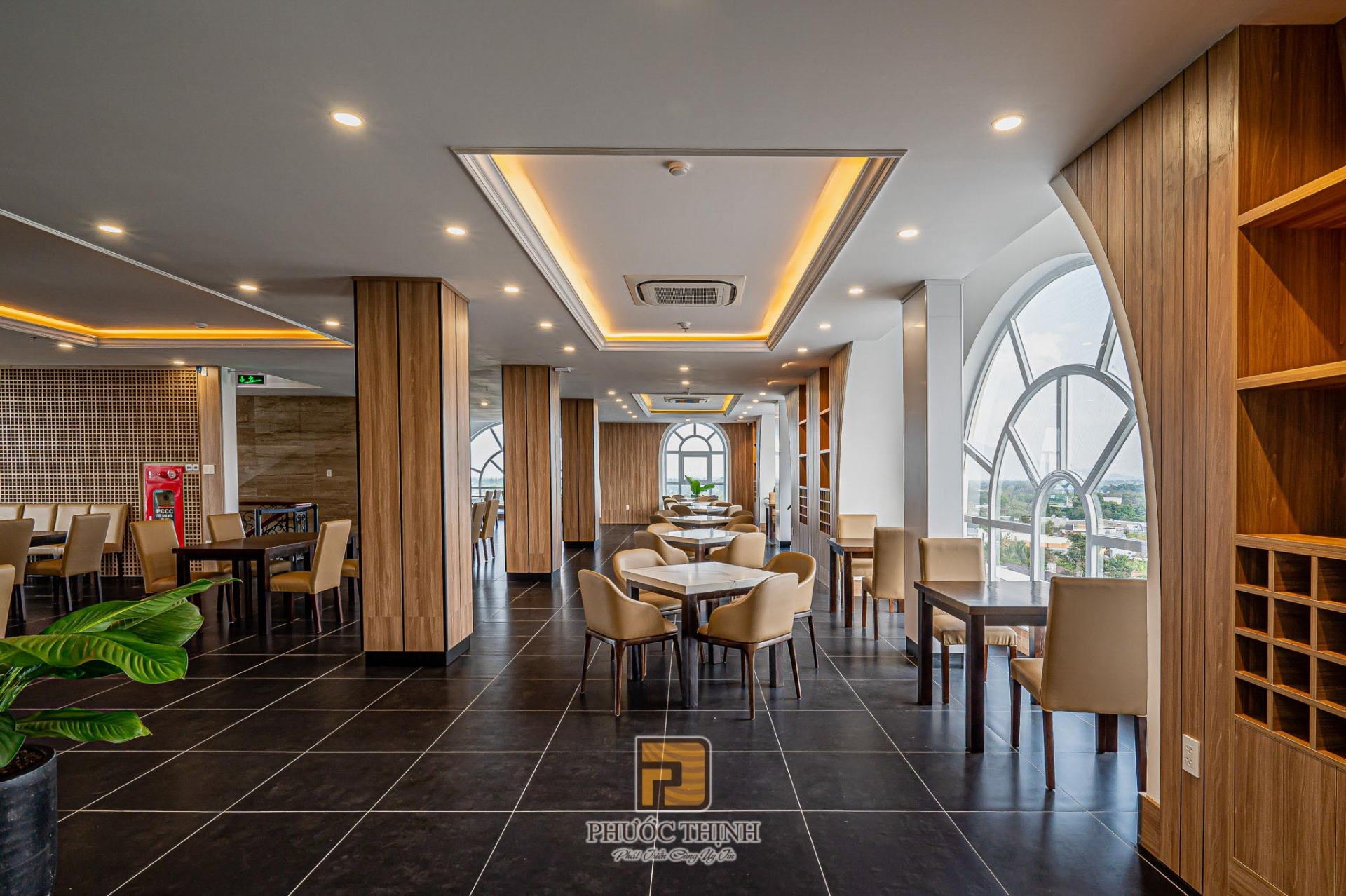 Sunshine Hotel