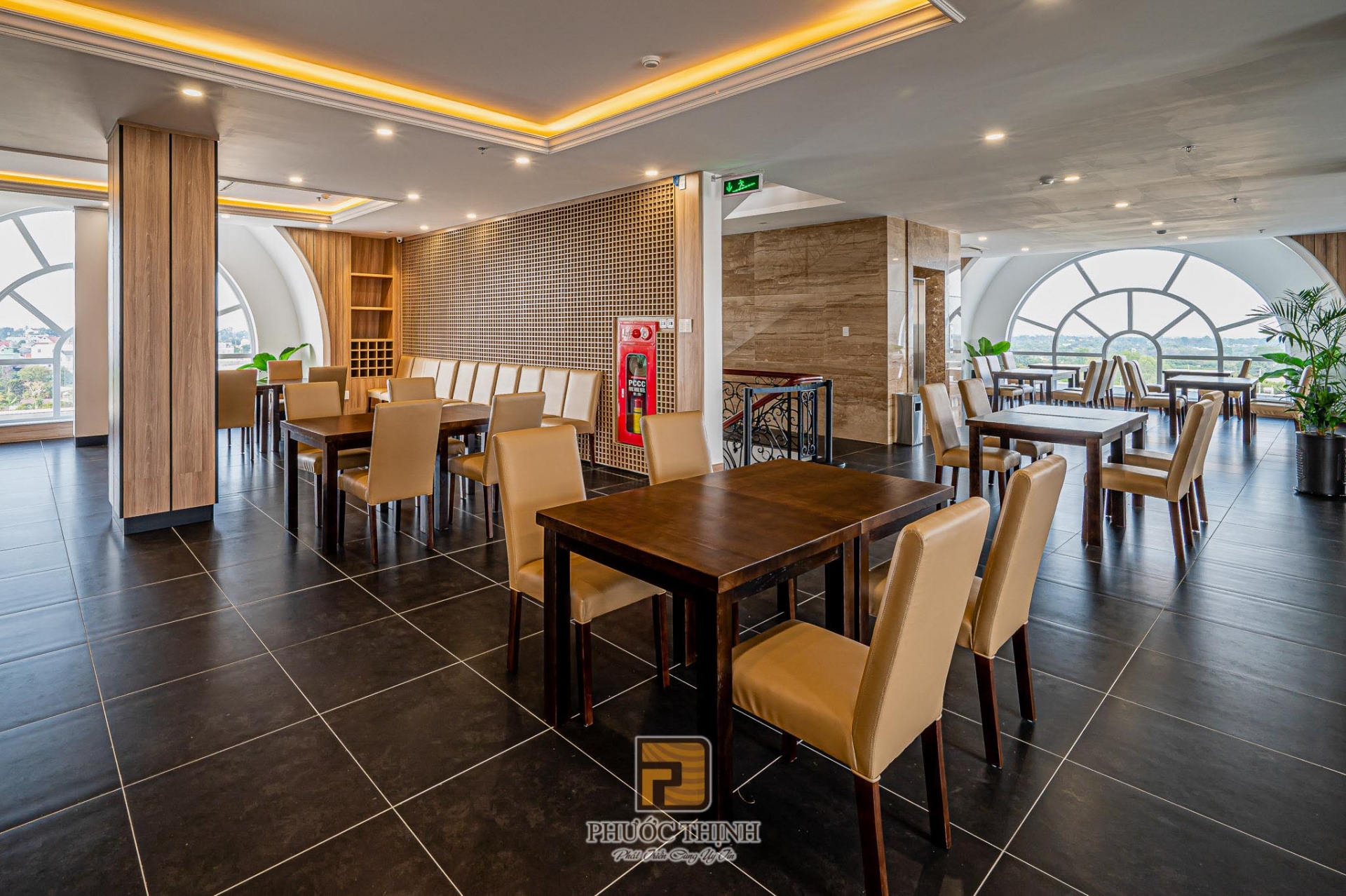 Sunshine Hotel