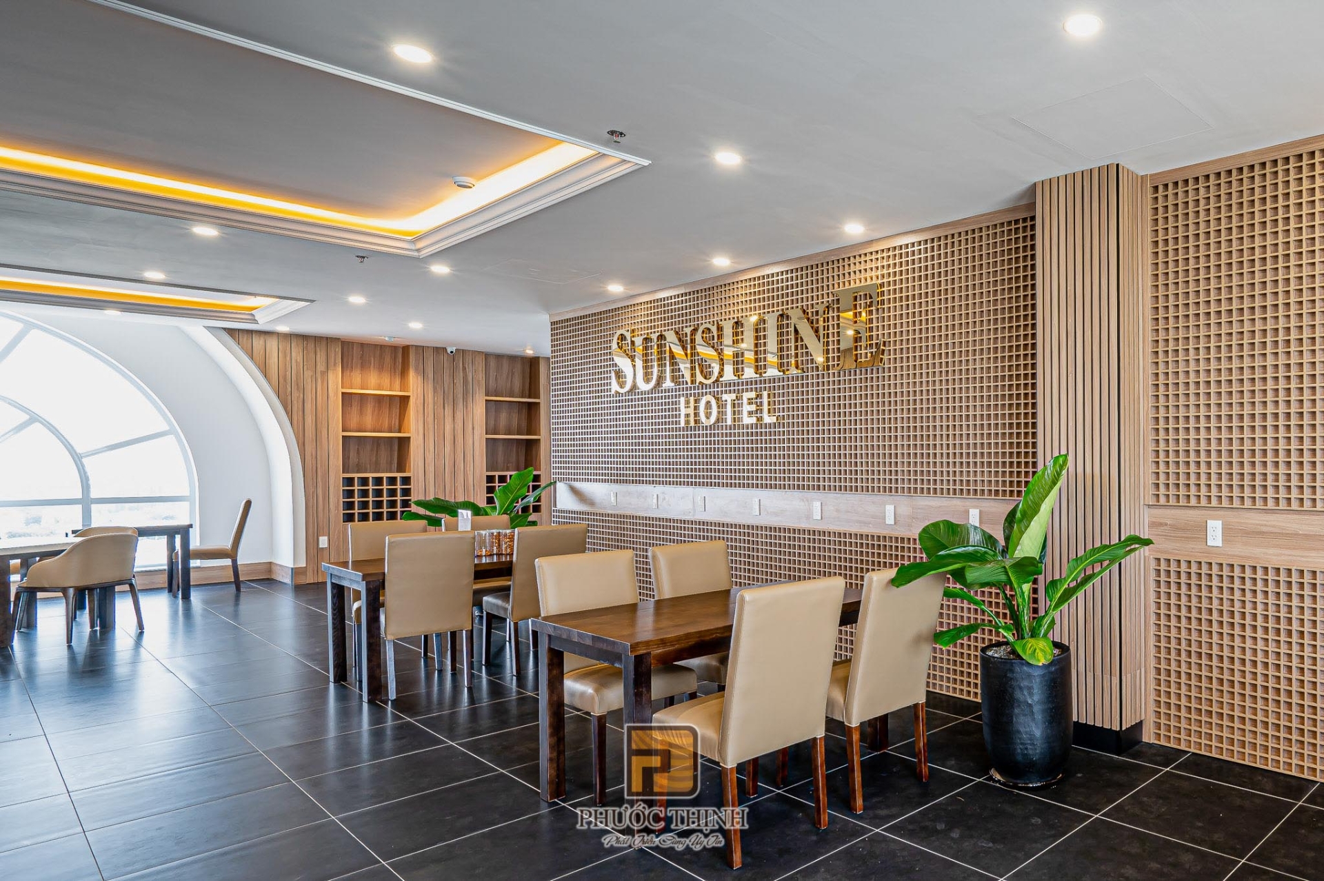 Sunshine Hotel