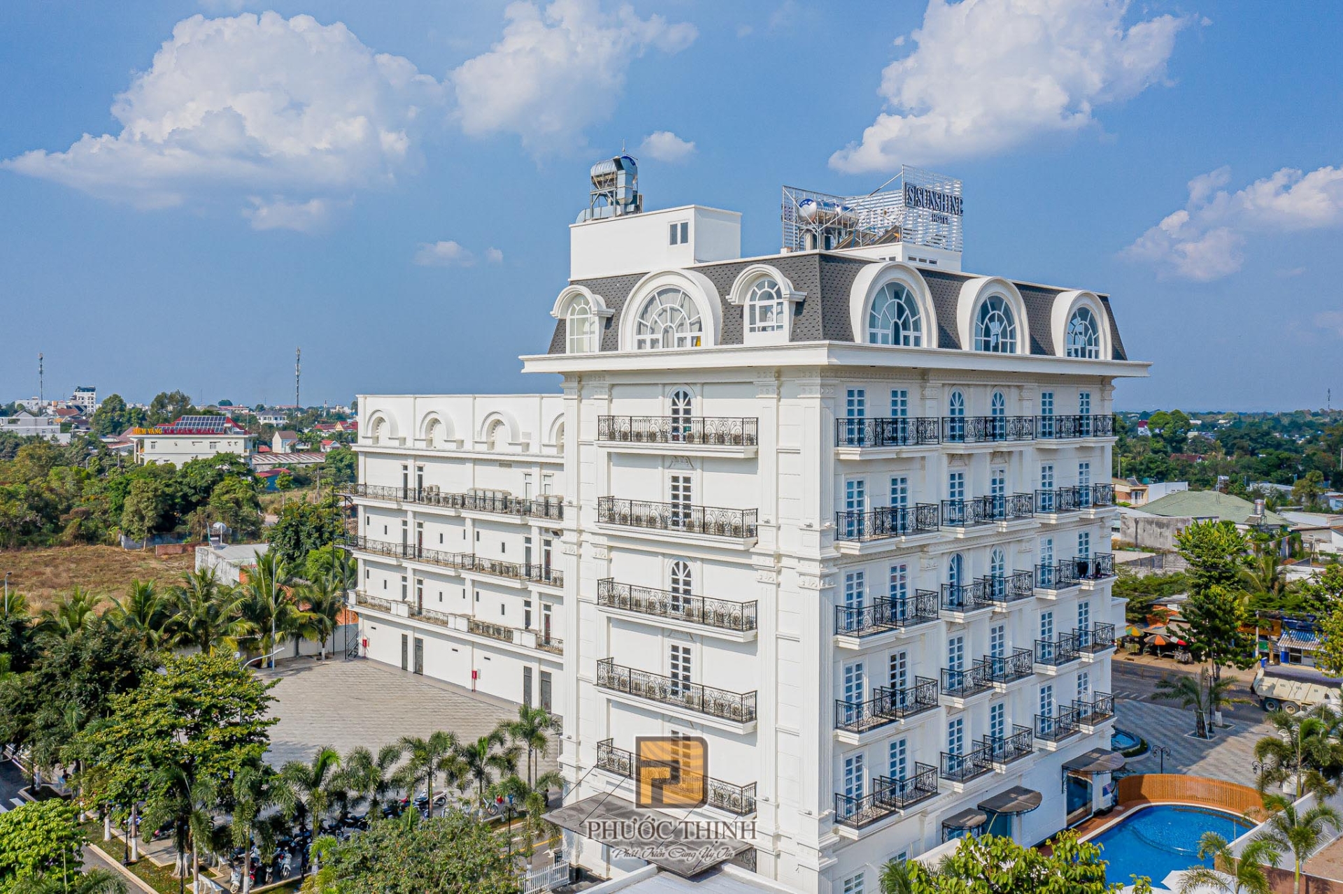 Sunshine Hotel